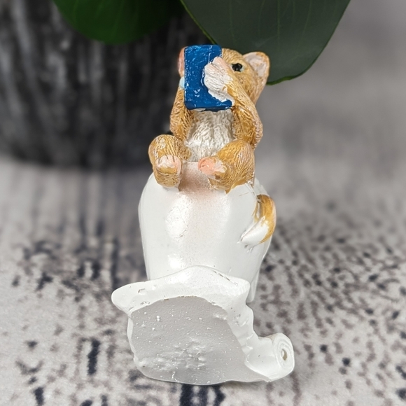 Orange ginger cat using phone while sitting on a toilet, feline statue figurine - Picture 6 of 9